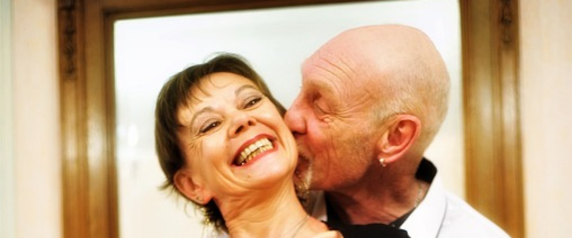 The Benefits of Joining the Best Senior Dating Site