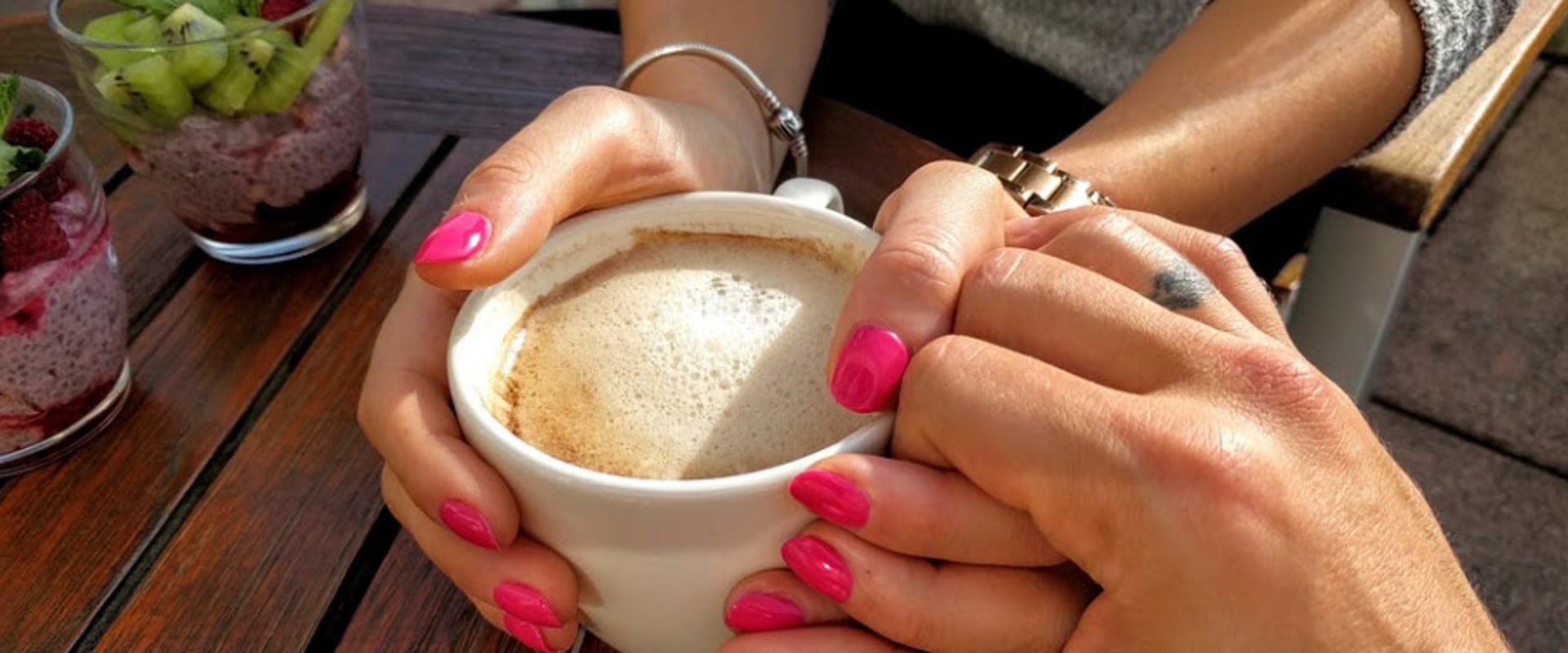 Tips for Finding the Right Senior Dating Site