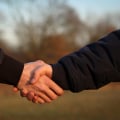 Understanding the Pros and Cons of Senior Online Dating Sites
