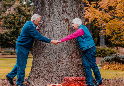 Pros and Cons of Senior Match Dating Sites