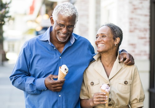Comparing Paid and Free Senior Dating Sites
