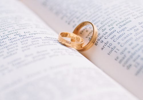 Pros and Cons of Senior Singles Dating Sites